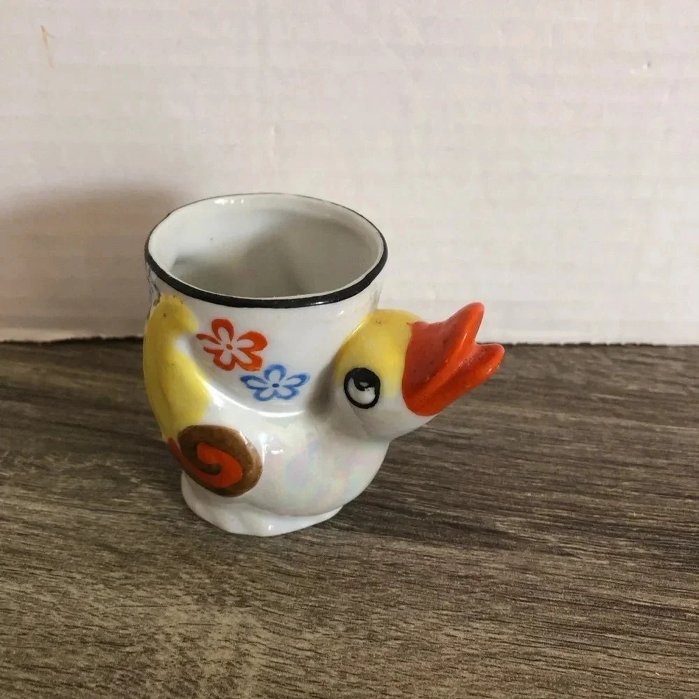 Vtg Handpainted Egg Cup